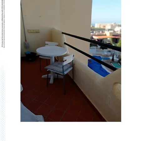 公寓 Marina Palace Vista Piscina 阿德耶